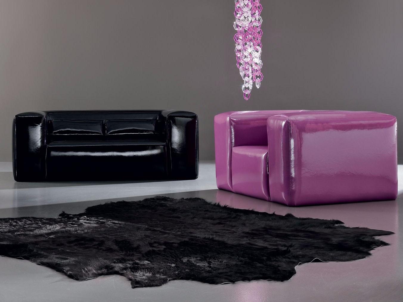MINIMAL BAROQUE Leather armchair with armrests