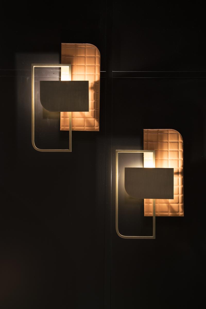 ASTORIA Metal wall lamp