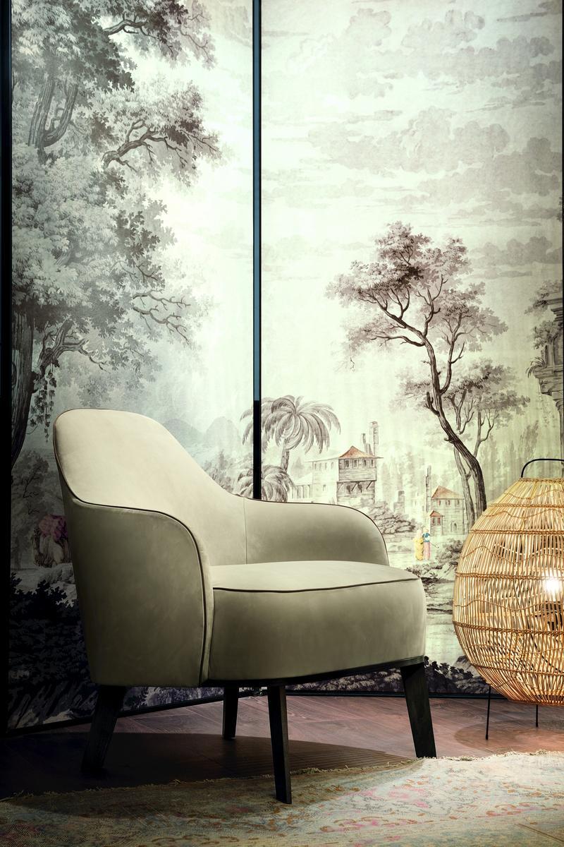 FANTINO Upholstered leather armchair with armrests