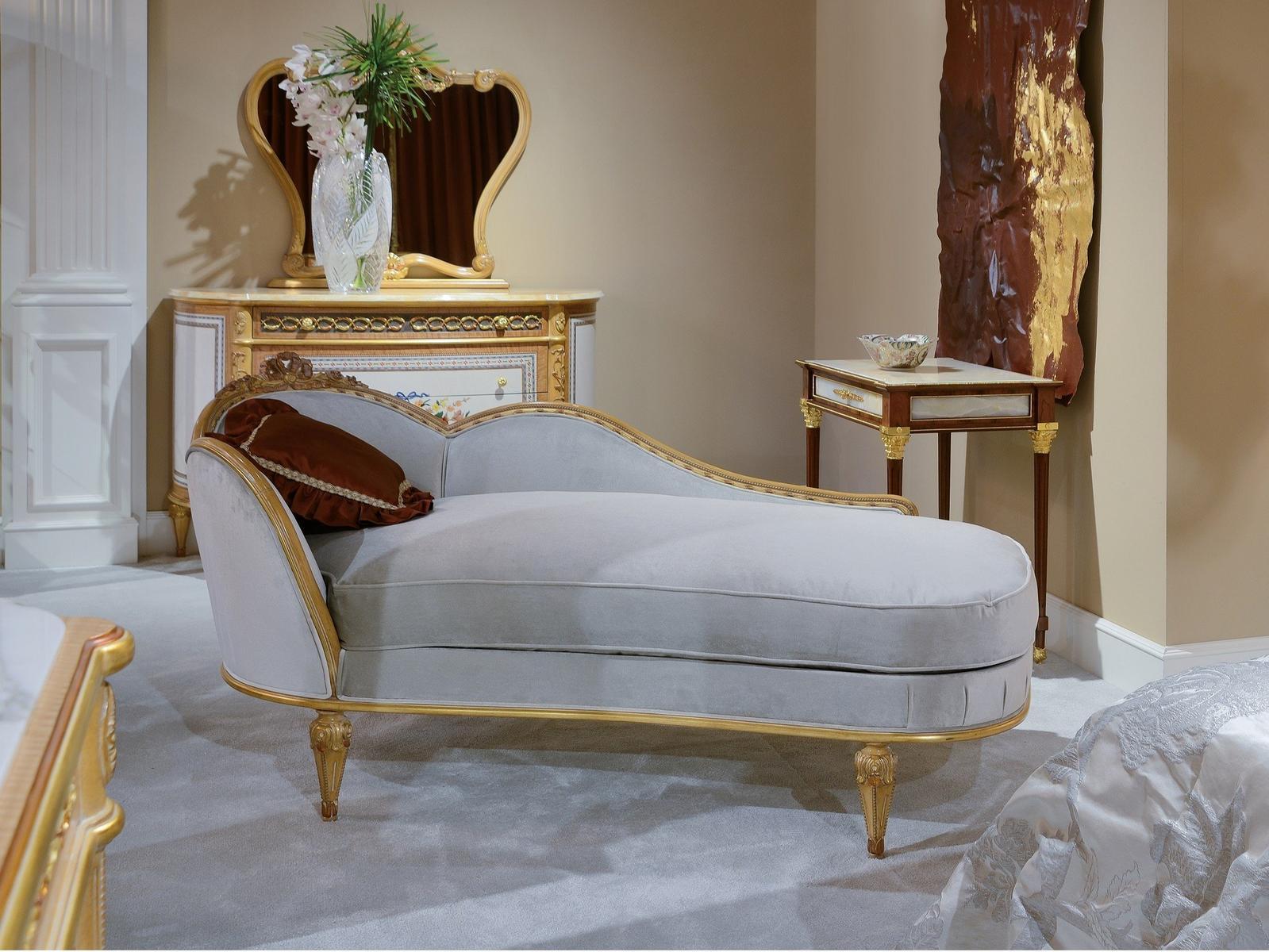 3700_LUIGI XVI Upholstered velvet day bed