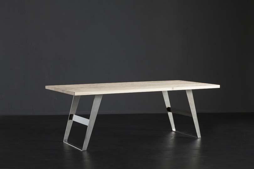 PARIGI + IRON Oak dining table