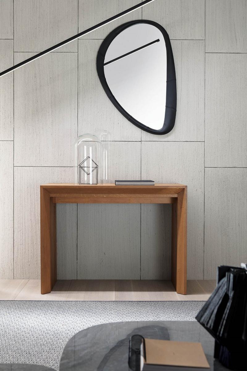 GOLIA Extending rectangular walnut console table