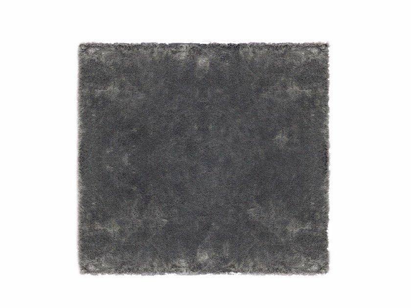 MATT DIBBETS Solid-color linen rug