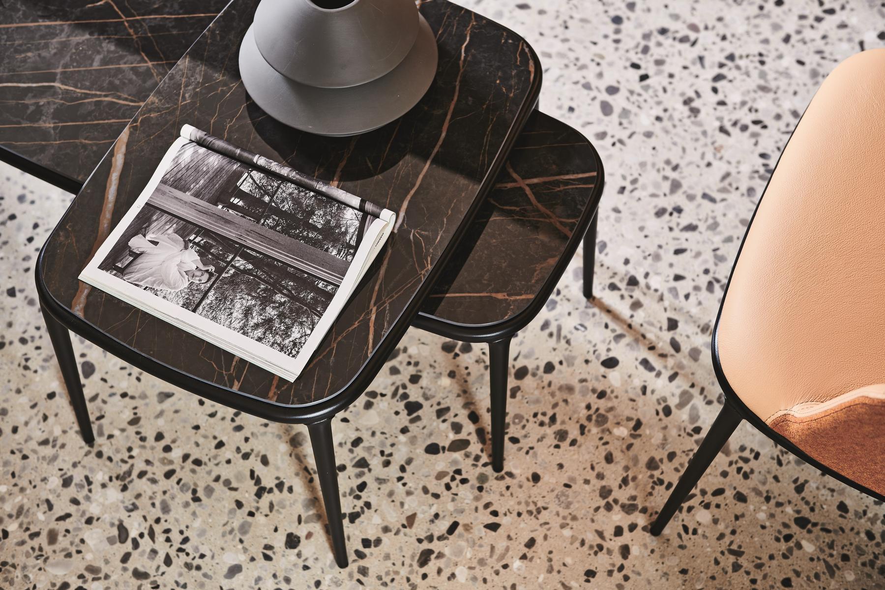 LEA CT Rectangular coffee table in steel and ceramic top