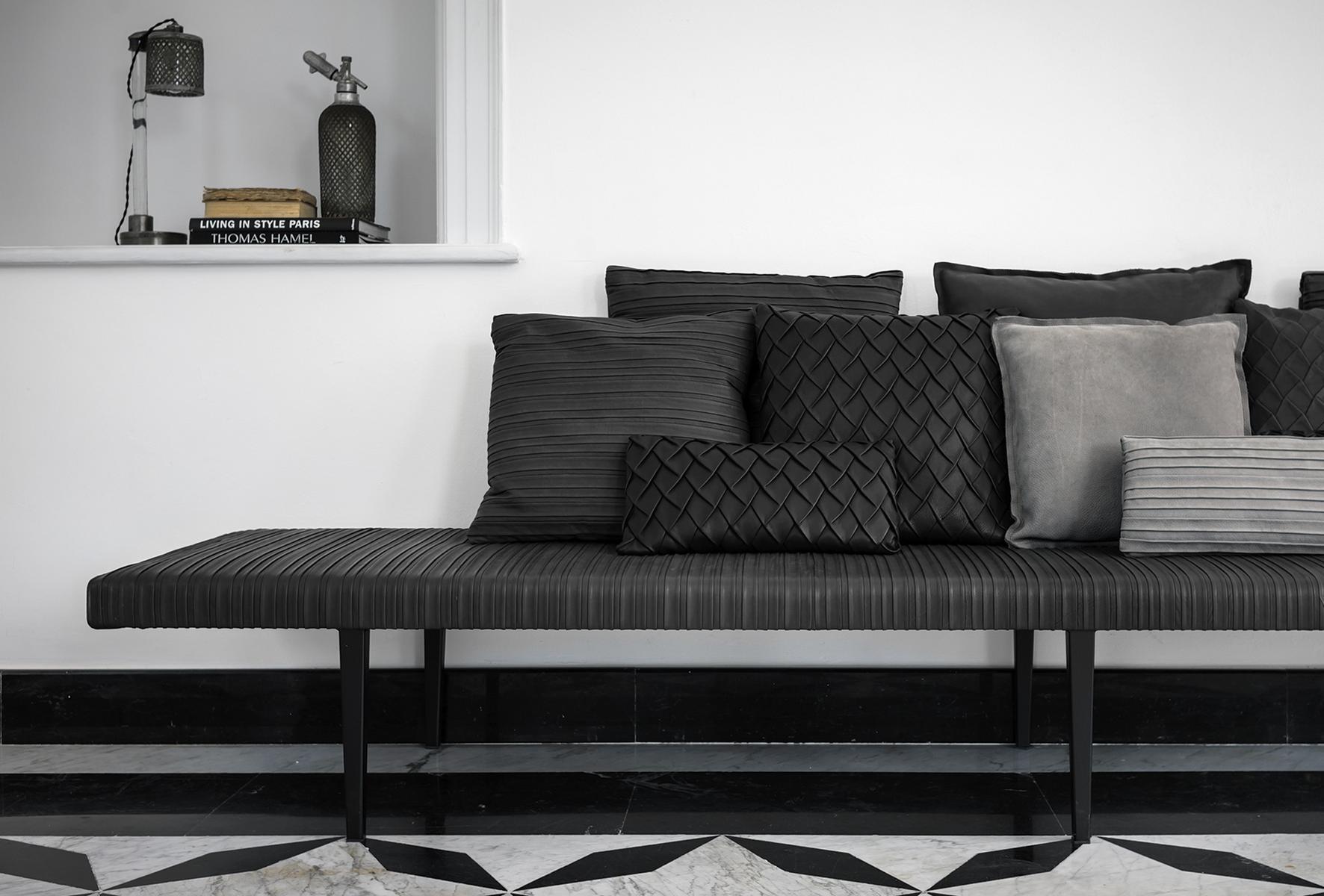 GARÇON SPECIAL EDITION BELLE DE JOUR Upholstered leather bench
