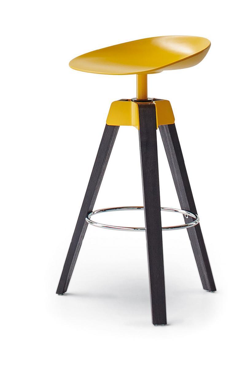 PLUMAGE High trestle-based polypropylene stool with footrest