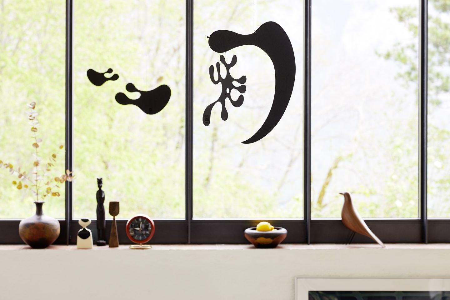 CHRONOPAK Table-top walnut clock