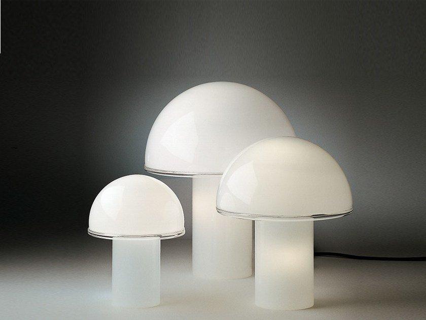 ONFALE Halogen opal glass table lamp