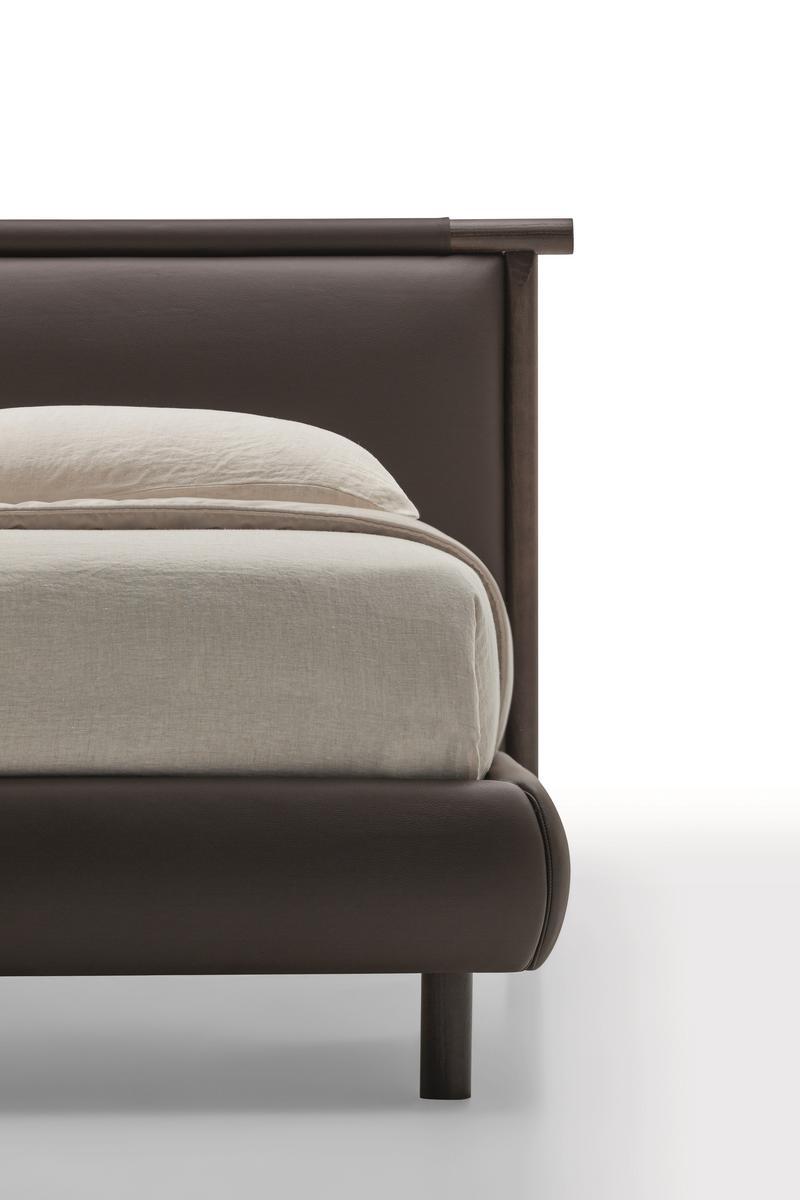 NATHAN Leather bed with upholstered headboard