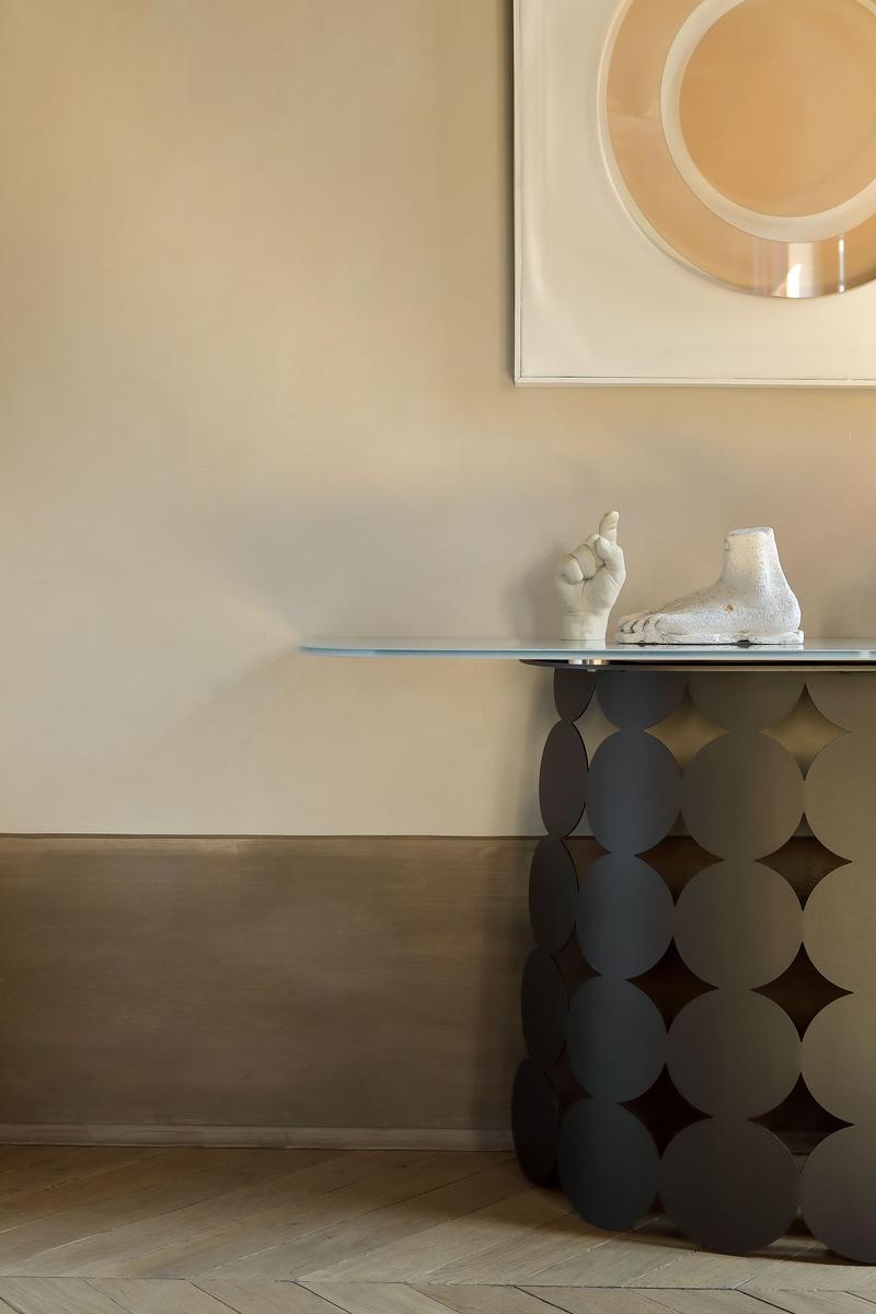 POIS Console table