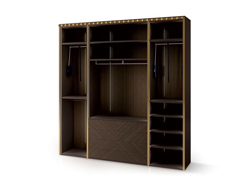 7500 Wooden walk-in wardrobe with integrated lighting