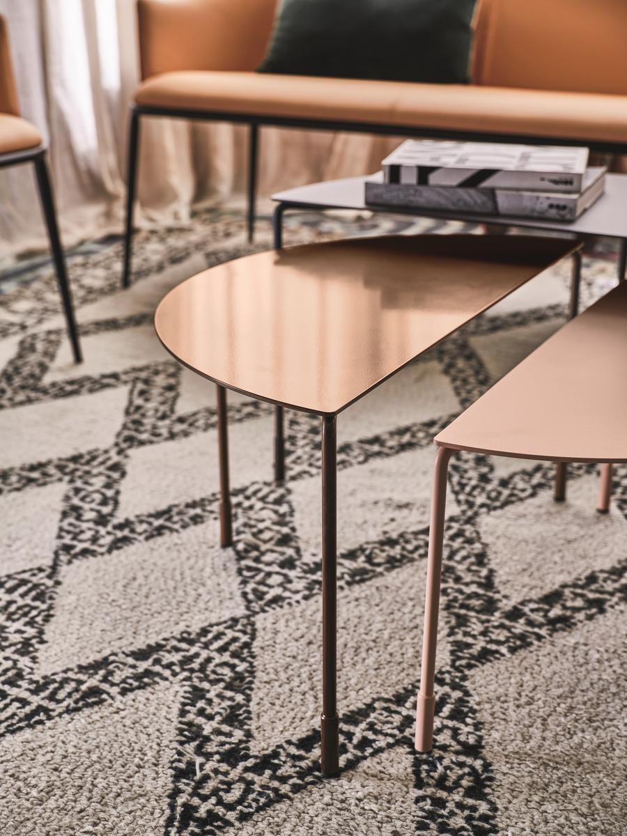 HOODI Painted metal coffee table