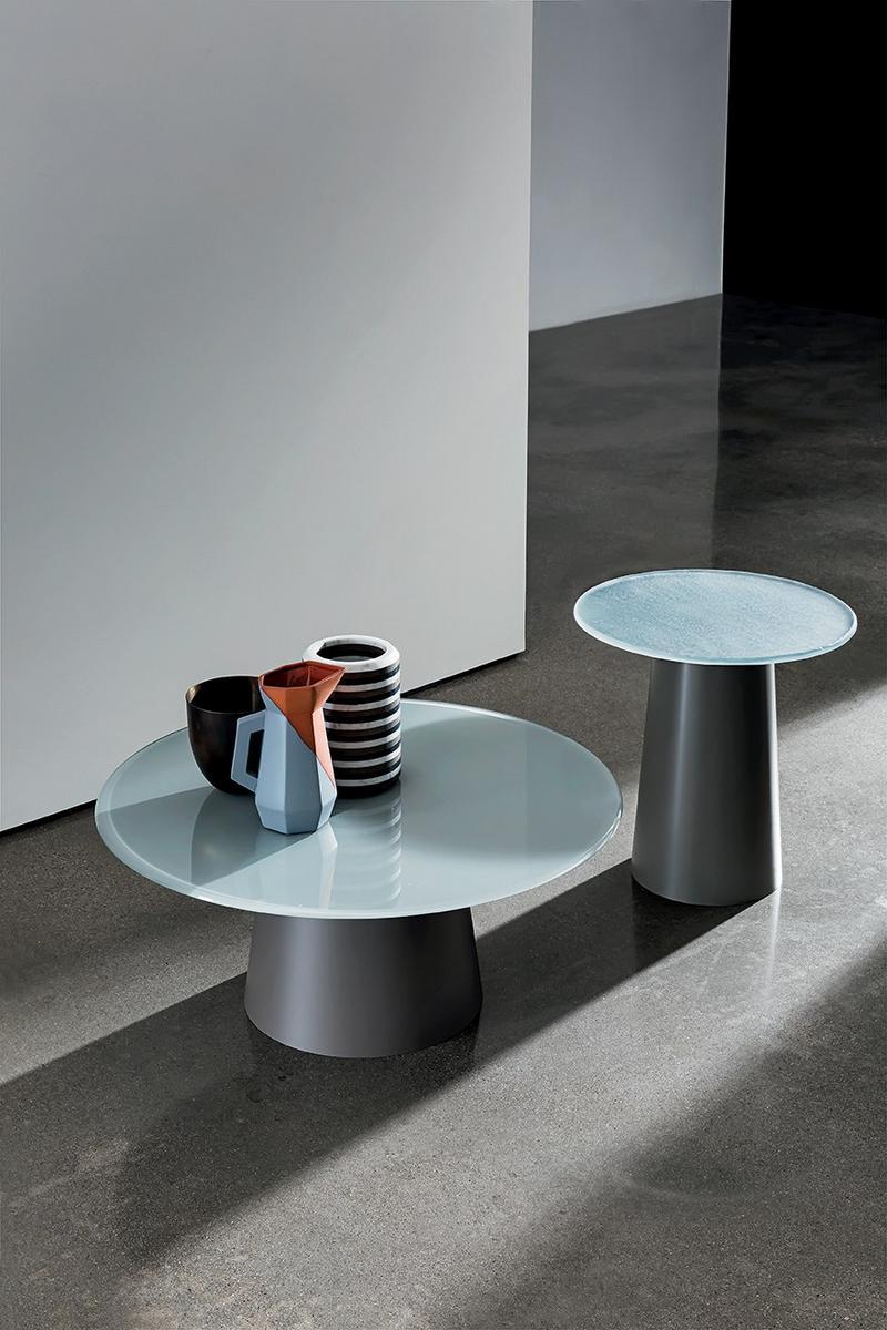 TOTEM Round glass coffee table