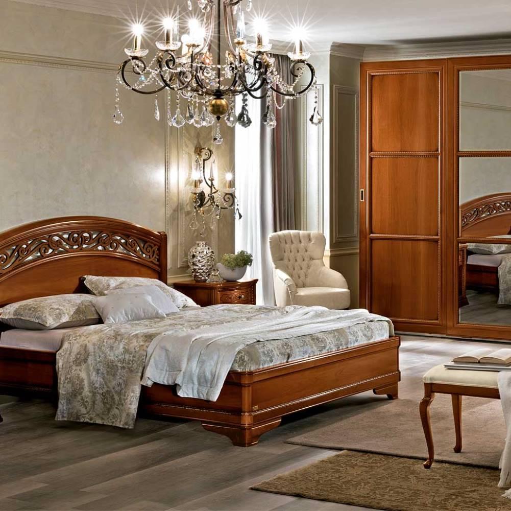 TORRIANI Solid wood bedroom set