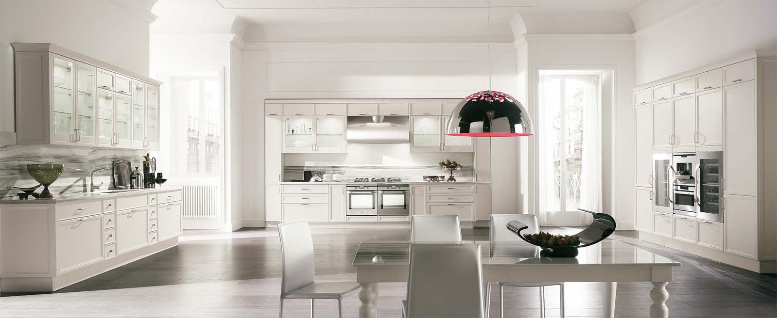 AVENUE Lacquered kitchen