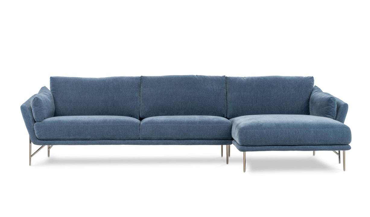 VENERE Venere sofa: Essential design, soft cushions, perfect for any space offering comfort and Italian elegance. Available in various sizes, including daybed.