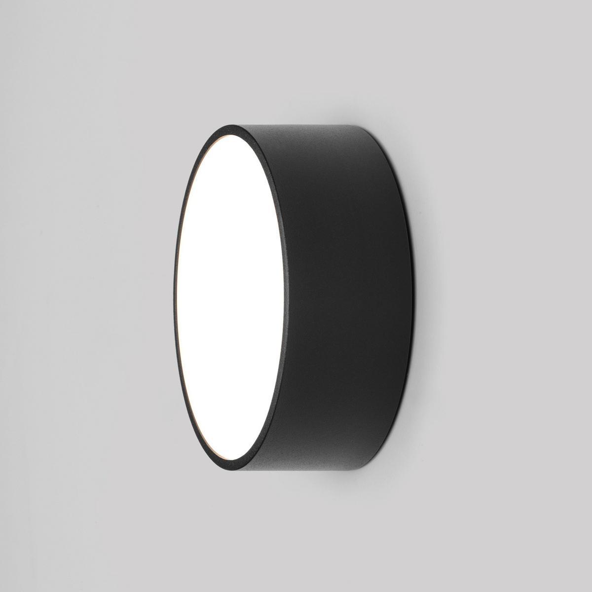 KEA 150 LED outdoor wall lamp in aluminum and polycarbonate
