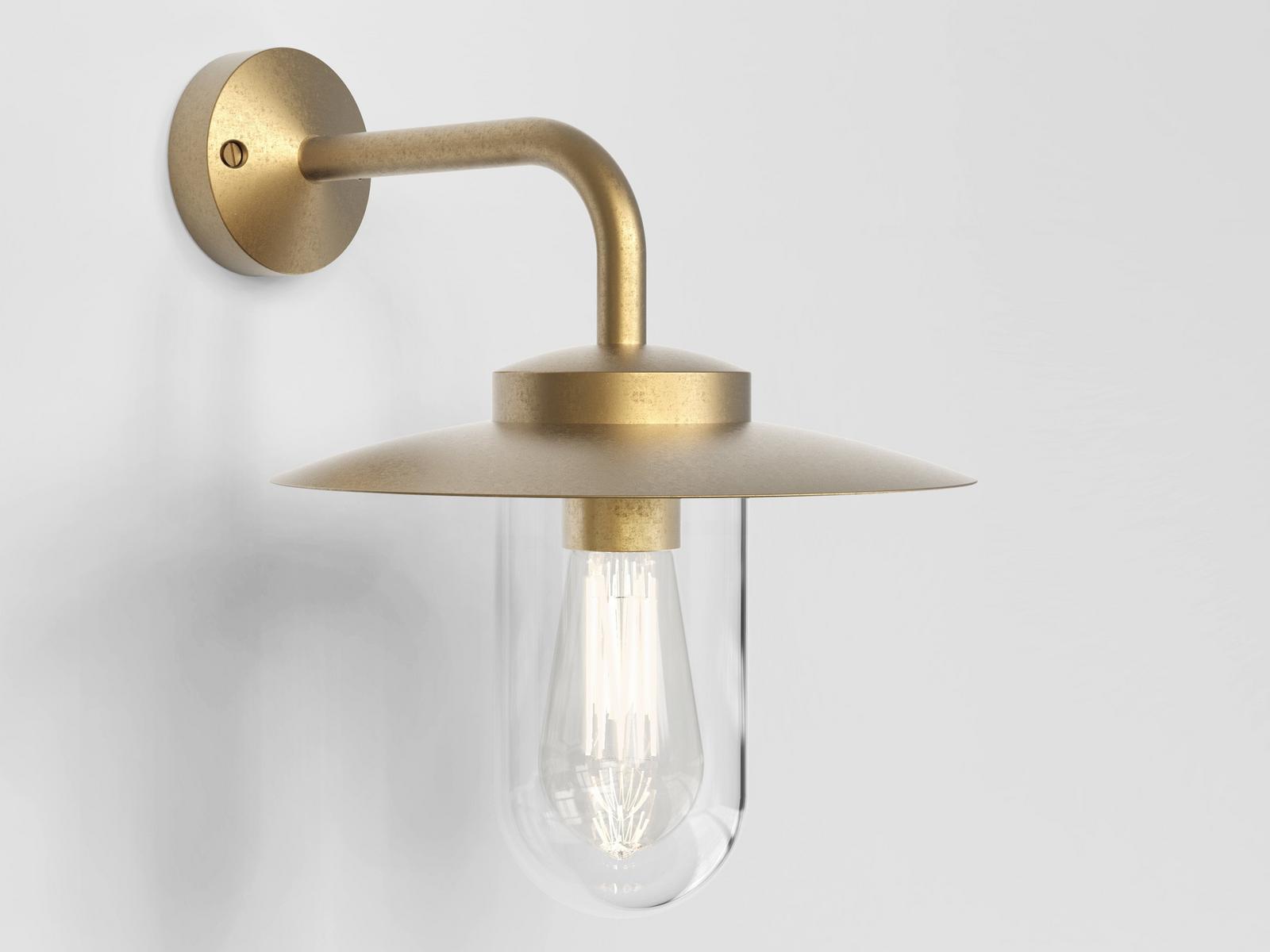 PORTREE LED wall light in brass and glass