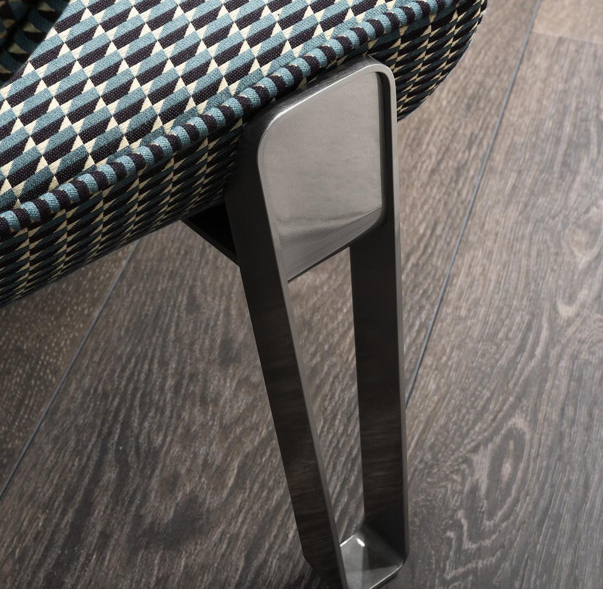 SWEET JANE Leather armchair