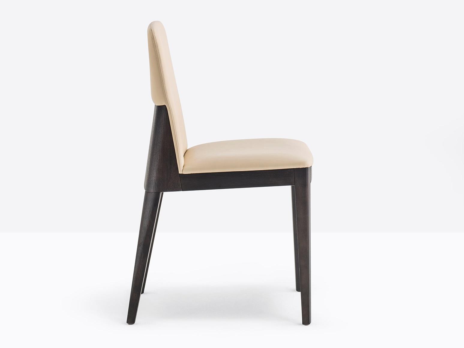 ALLURE 735 Upholstered wooden chair