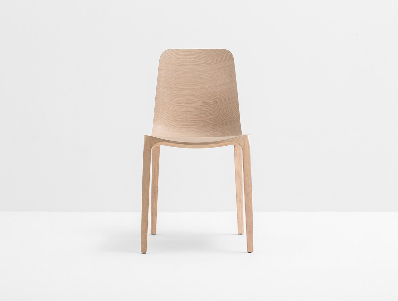 FRIDA 752 Solid wood chair