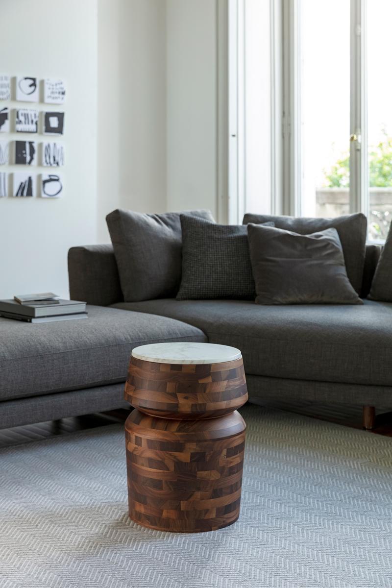 BOUCHON Round canaletta walnut coffee table and marble top