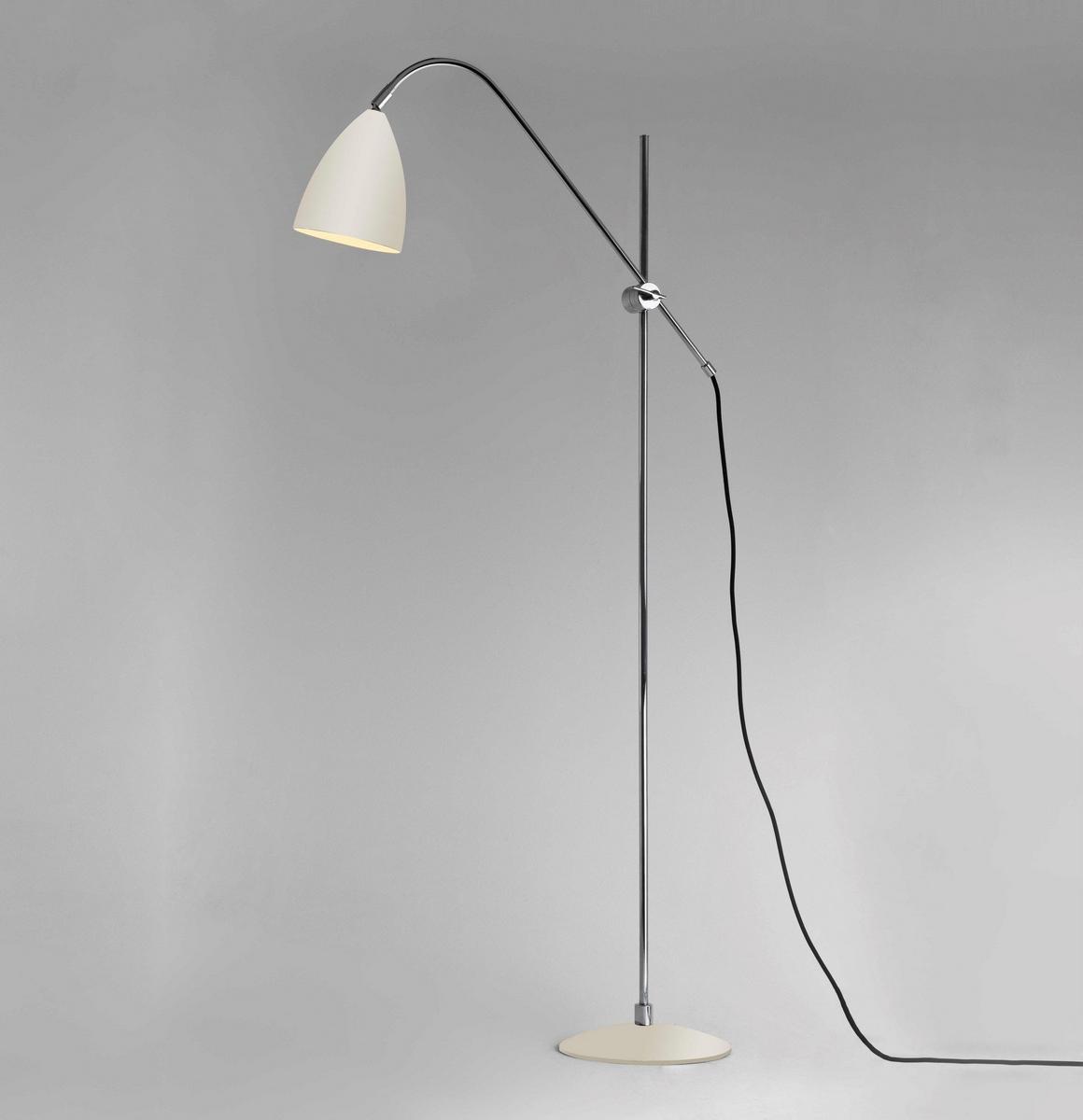 JOEL Adjustable steel floor lamp with swing arm