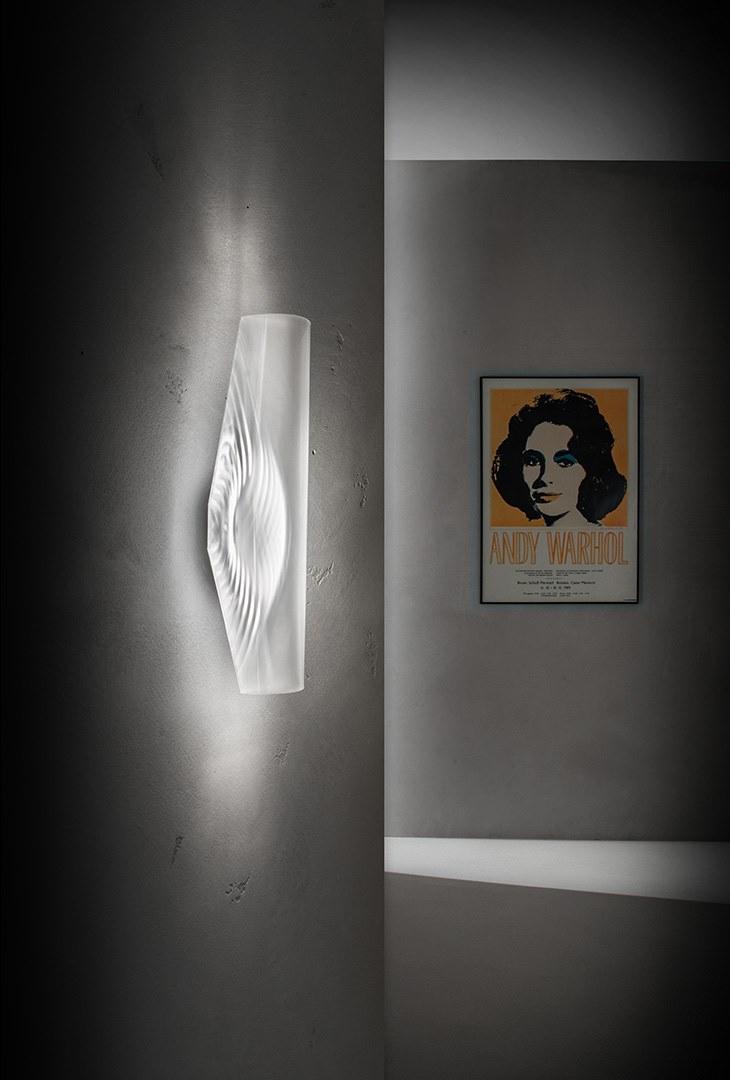 MIRAGE LED Lentiflex® wall light