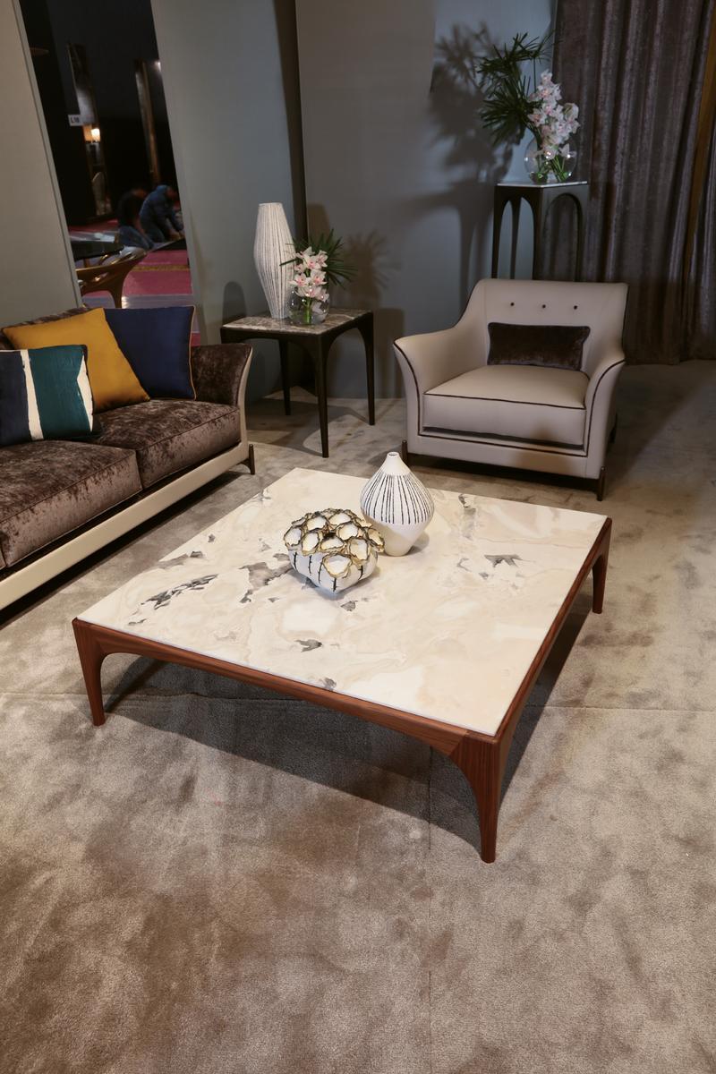 TETI Low wooden coffee table