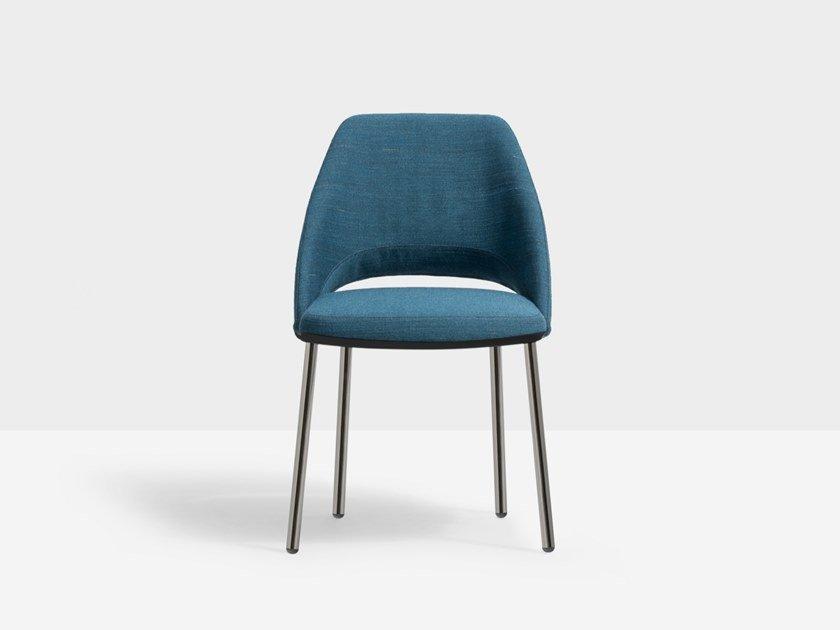 VIC 657 Upholstered fabric chair