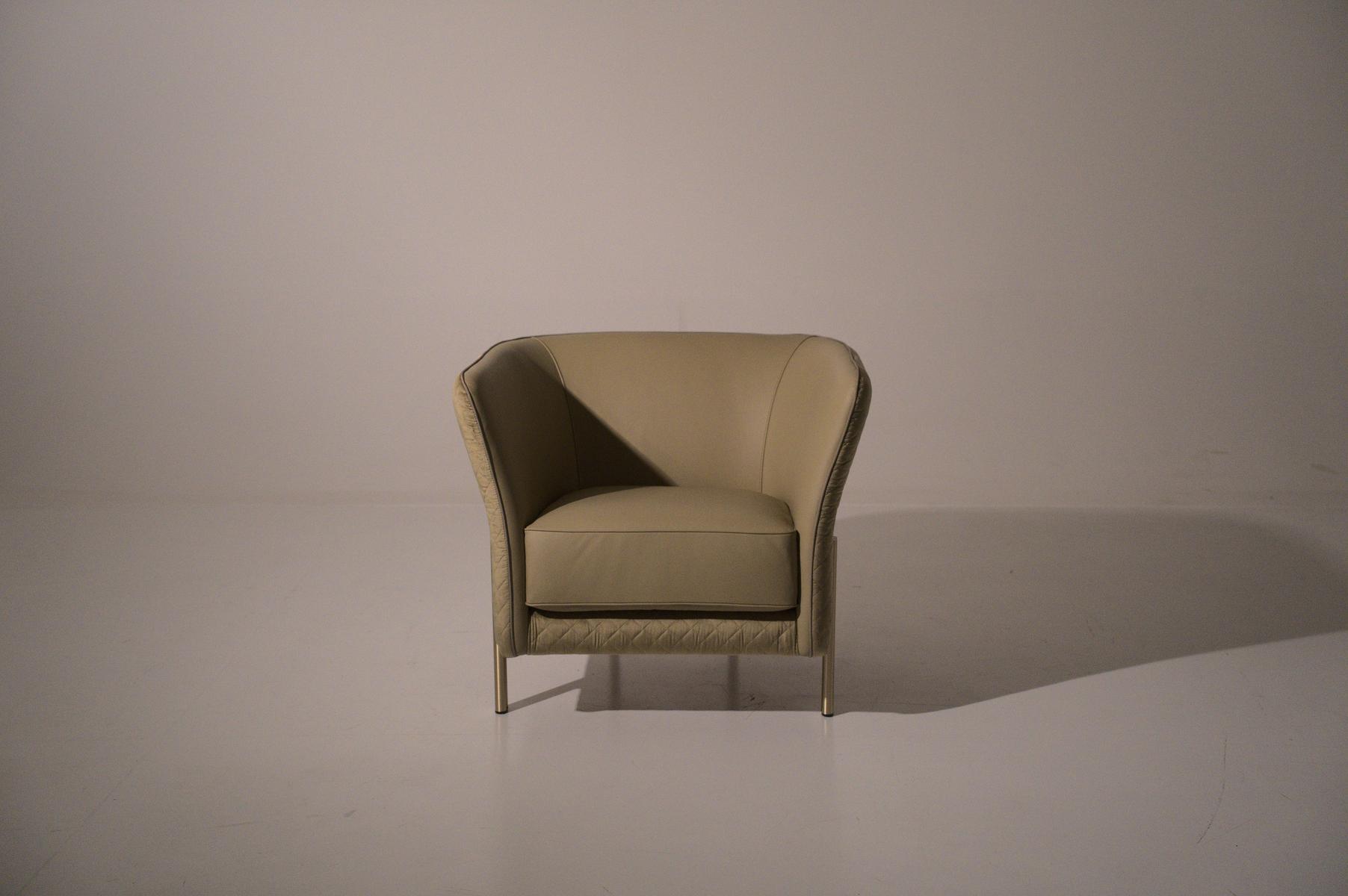 UNIVERSAL Fabric armchair with armrests