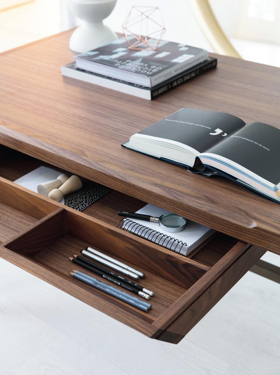 STYLO Rectangular walnut writing desk