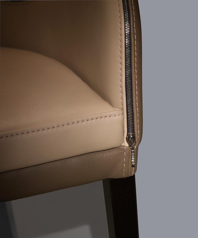 JULIE Upholstered leather chair