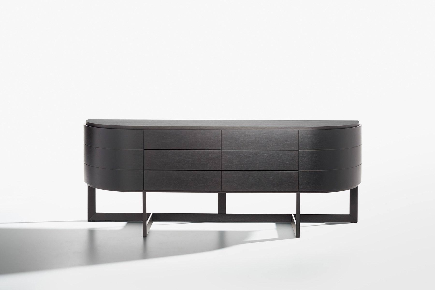 DIVA Oak sideboard