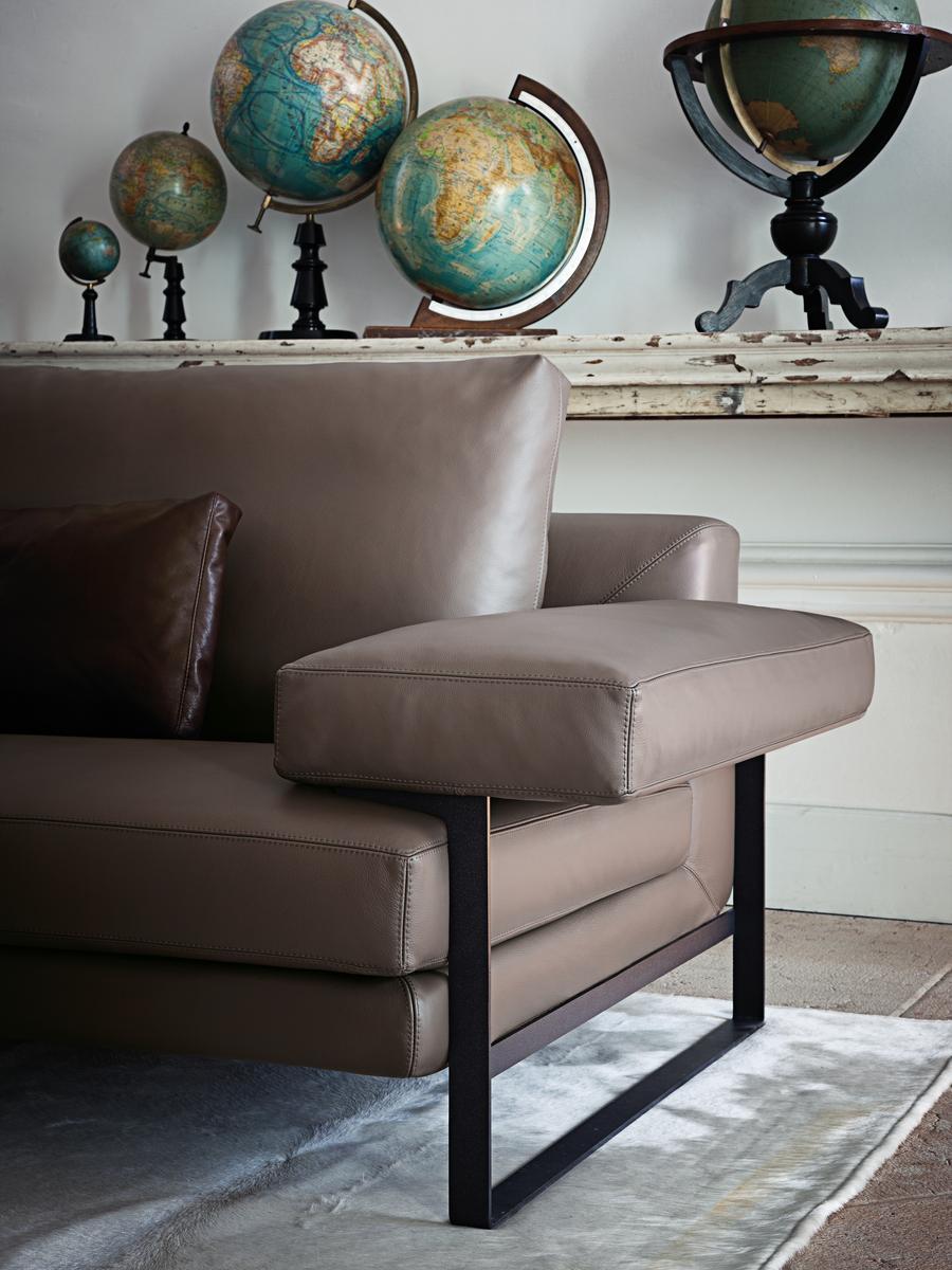 EGO 2 seater leather sofa