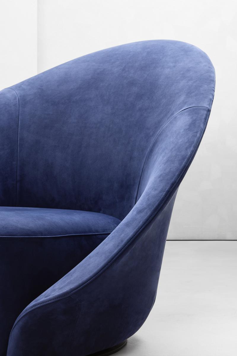 LILIA Swivel upholstered easy chair