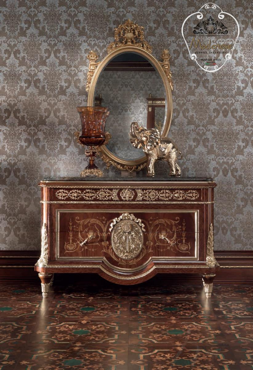 14653 Wooden chest of drawers