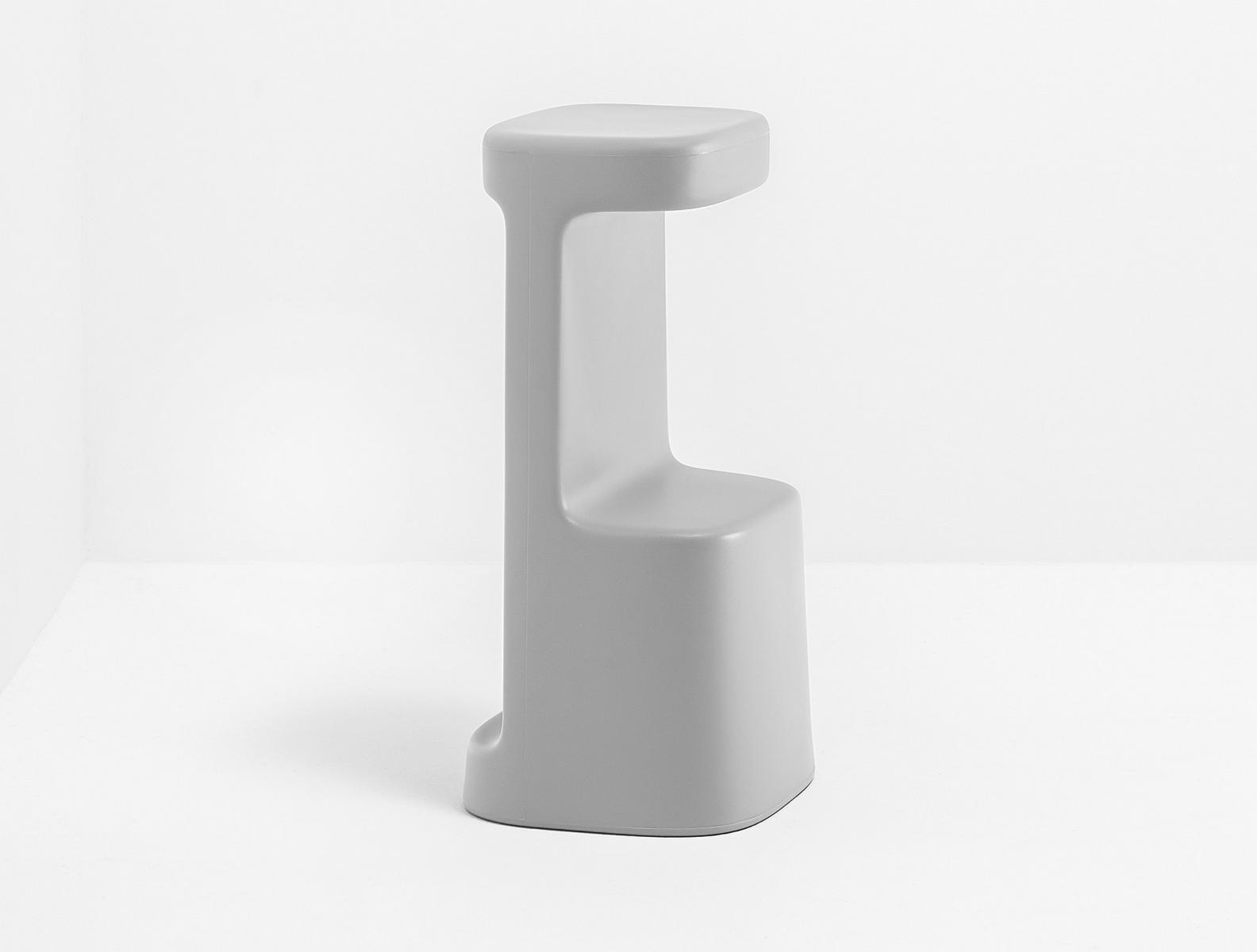 SERIF Polyethylene stool