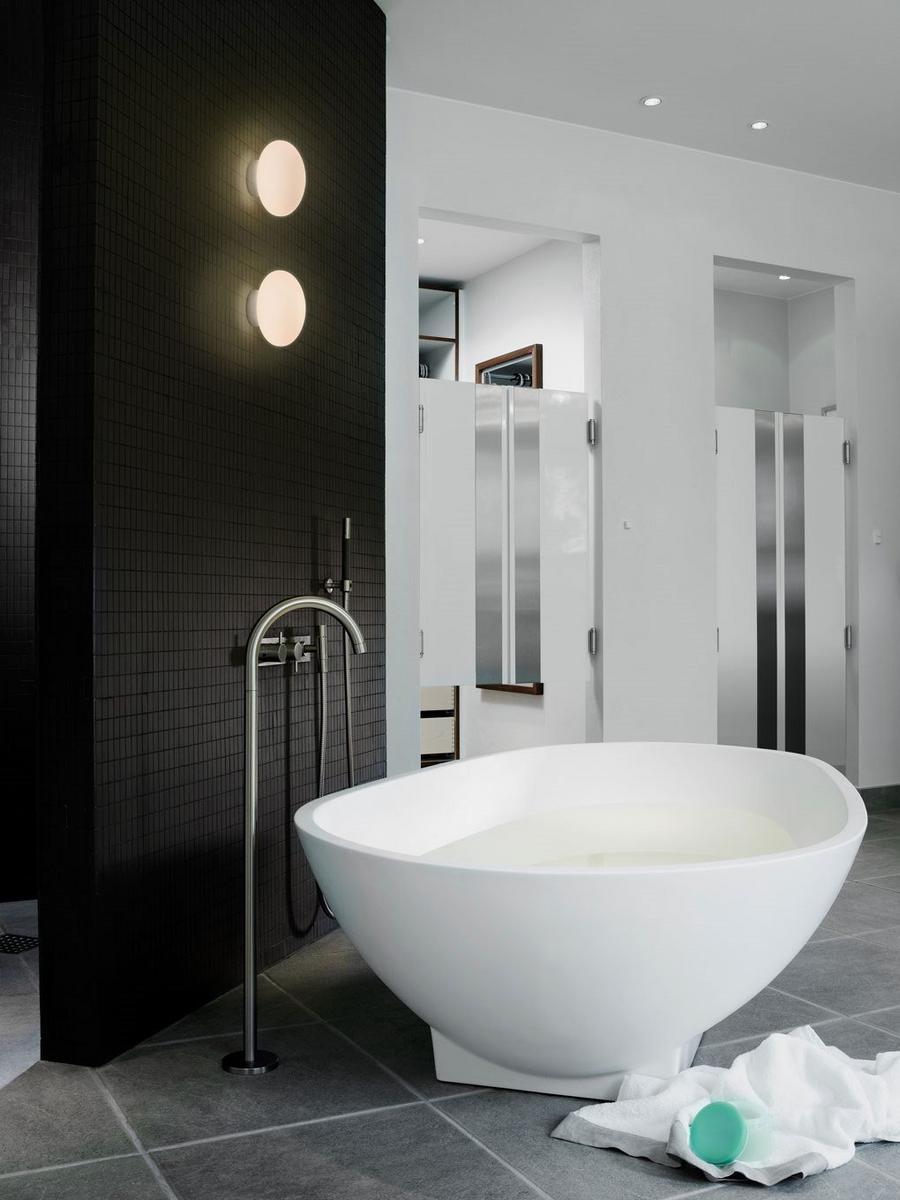ZEPPO Opal glass wall light