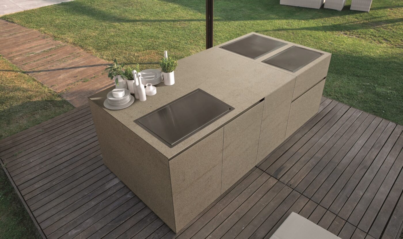 OUTDOOR Kitchen