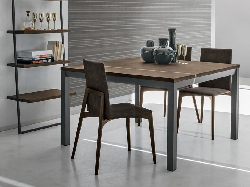 INFINITY Square table