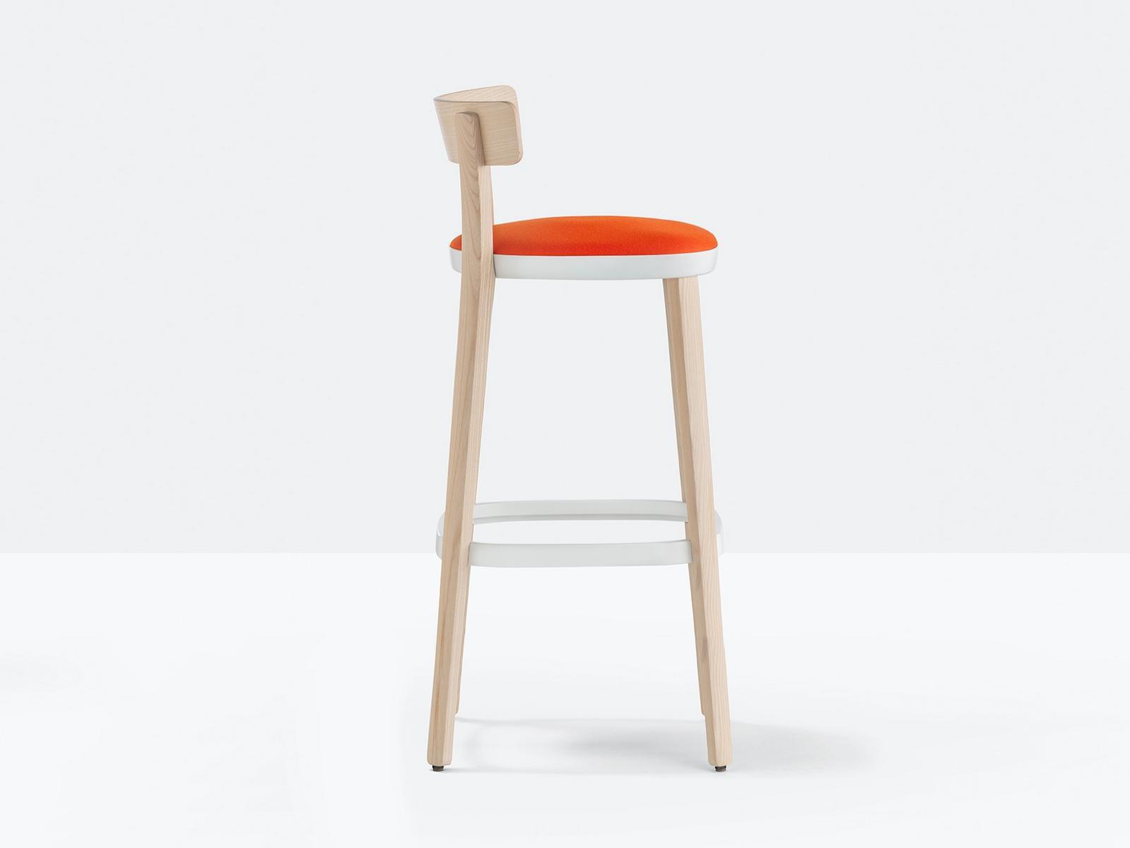 FOLK 2947 High ash stool with integrated cushion