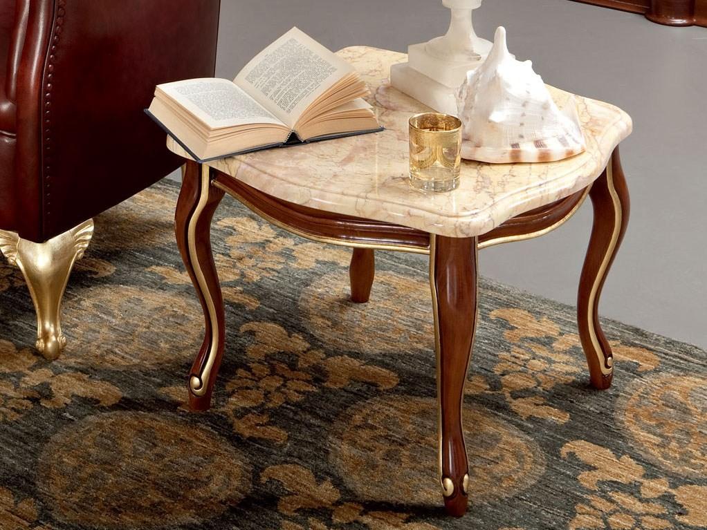 13666 Low square coffee table