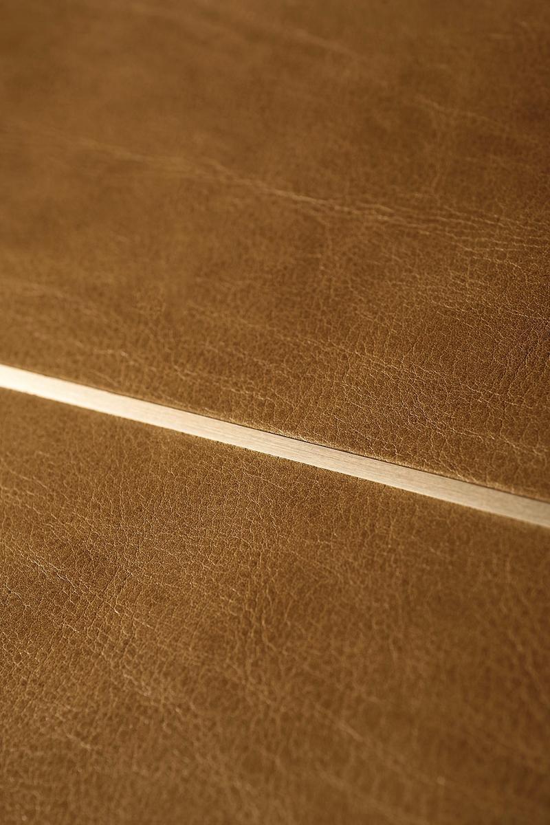 PLACÈ Low round coffee table for living room