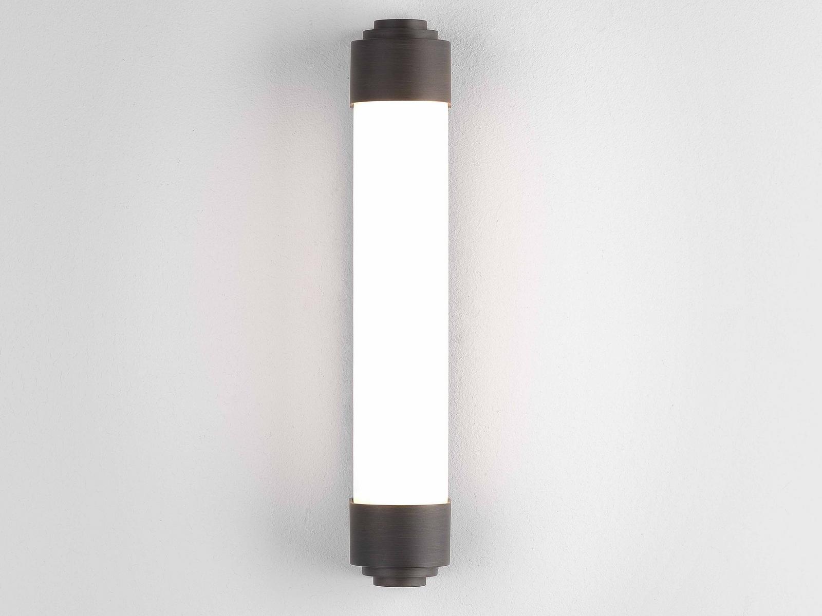 BELGRAVIA 400 Zinc wall lamp for bathroom