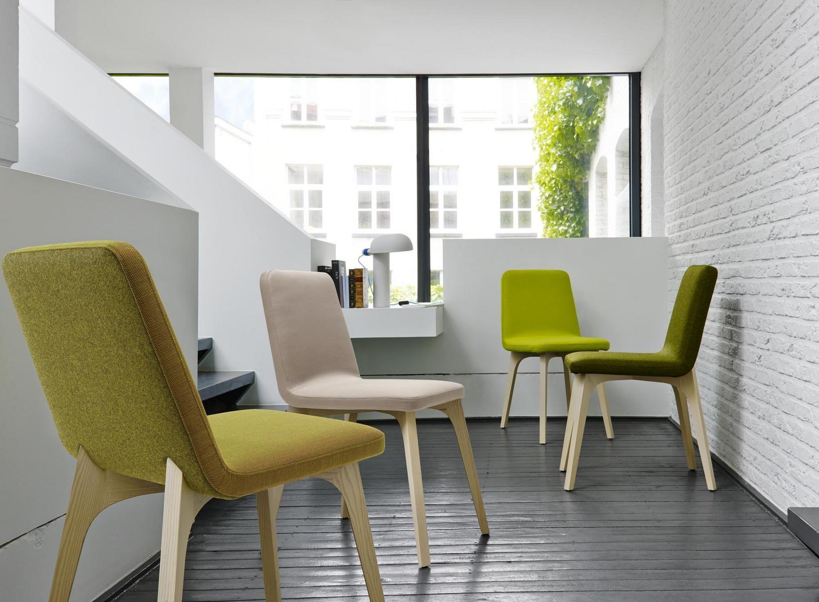 VIK 2 Upholstered fabric chair with removable cover