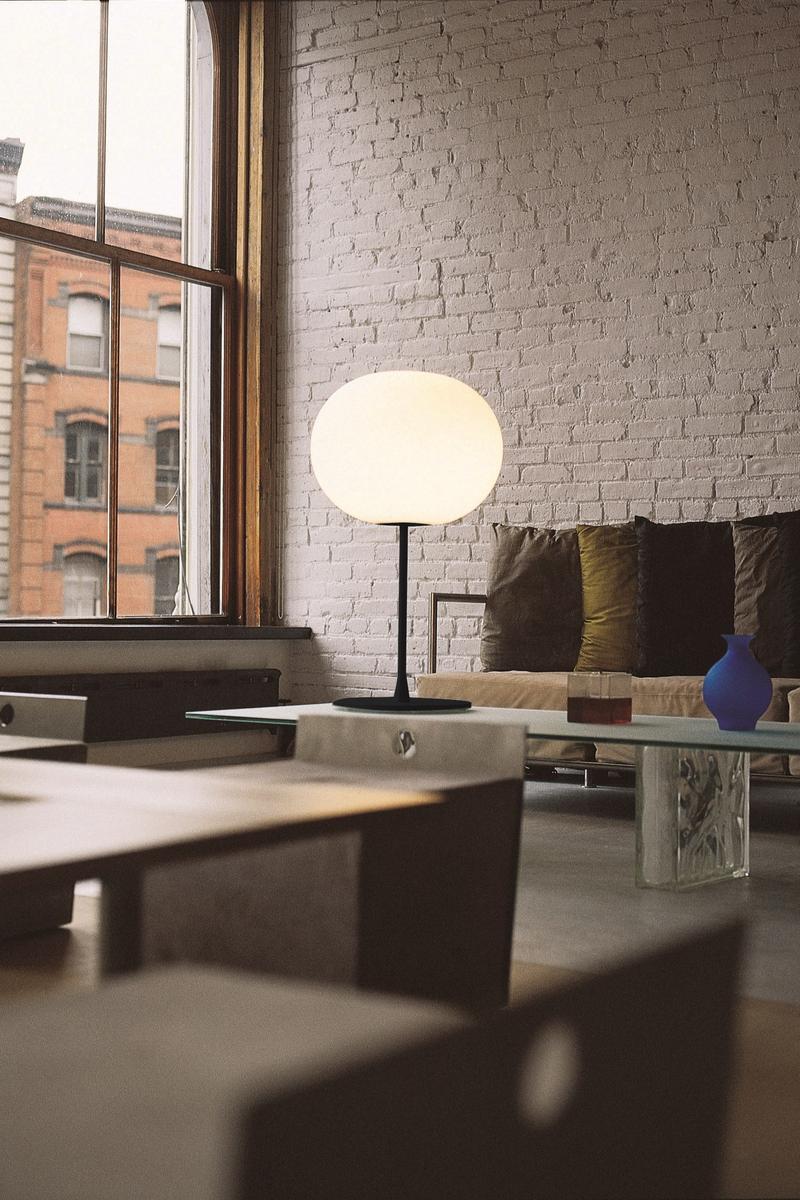 GLO-BALL T Table lamp