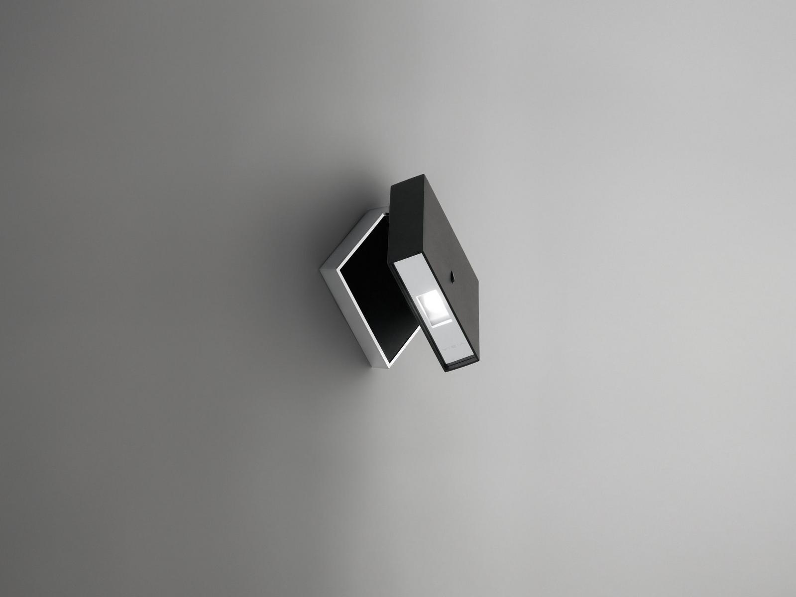 ALPHA 7940 Wall lamp