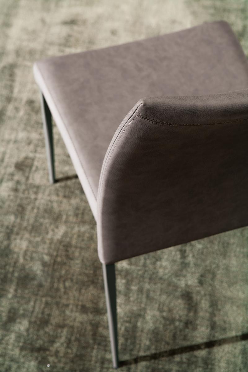 NEXUS Upholstered Eco-leather chair