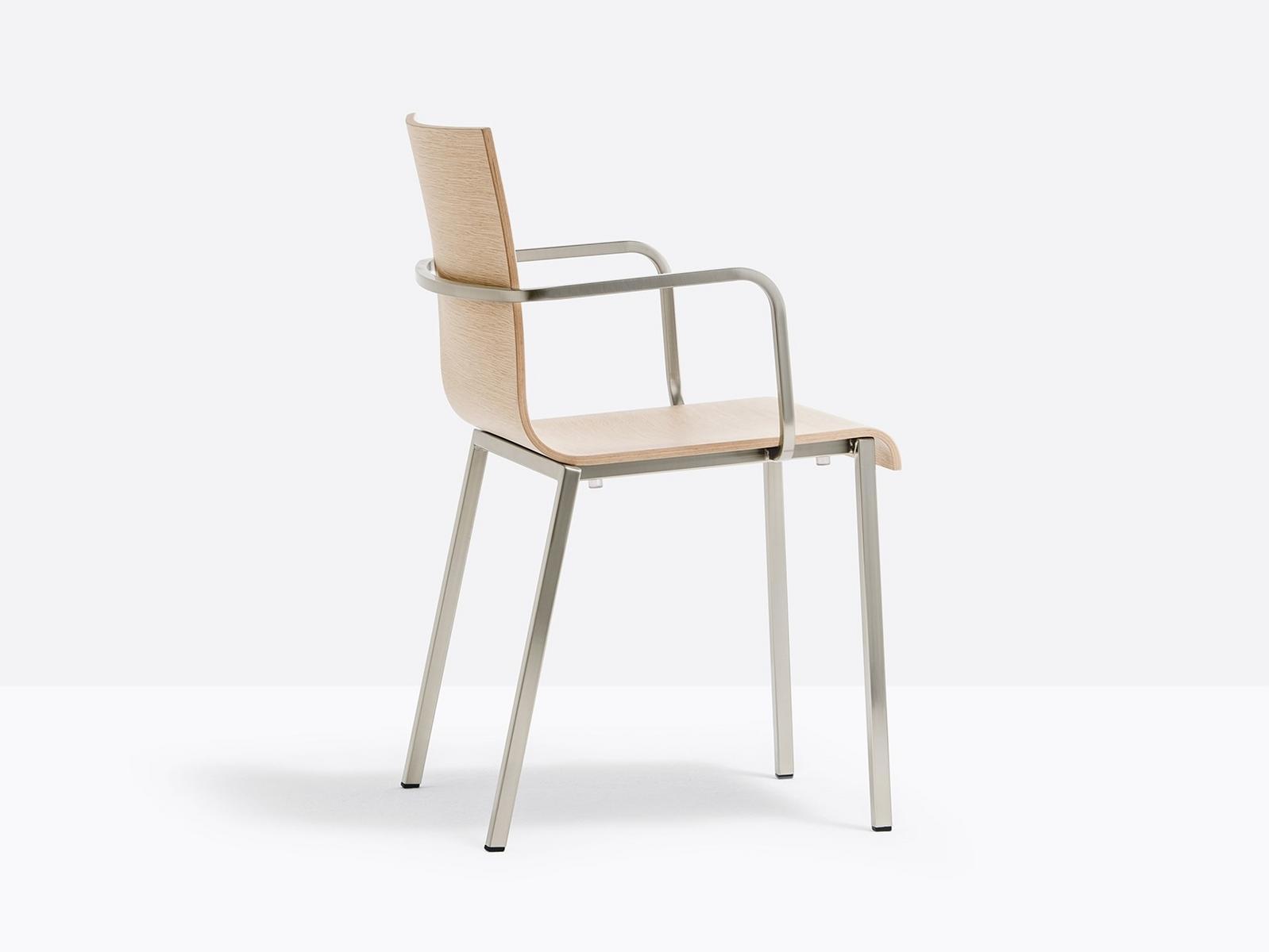 KUADRA XL 2412 Stackable chair